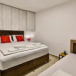 Zara Apartment