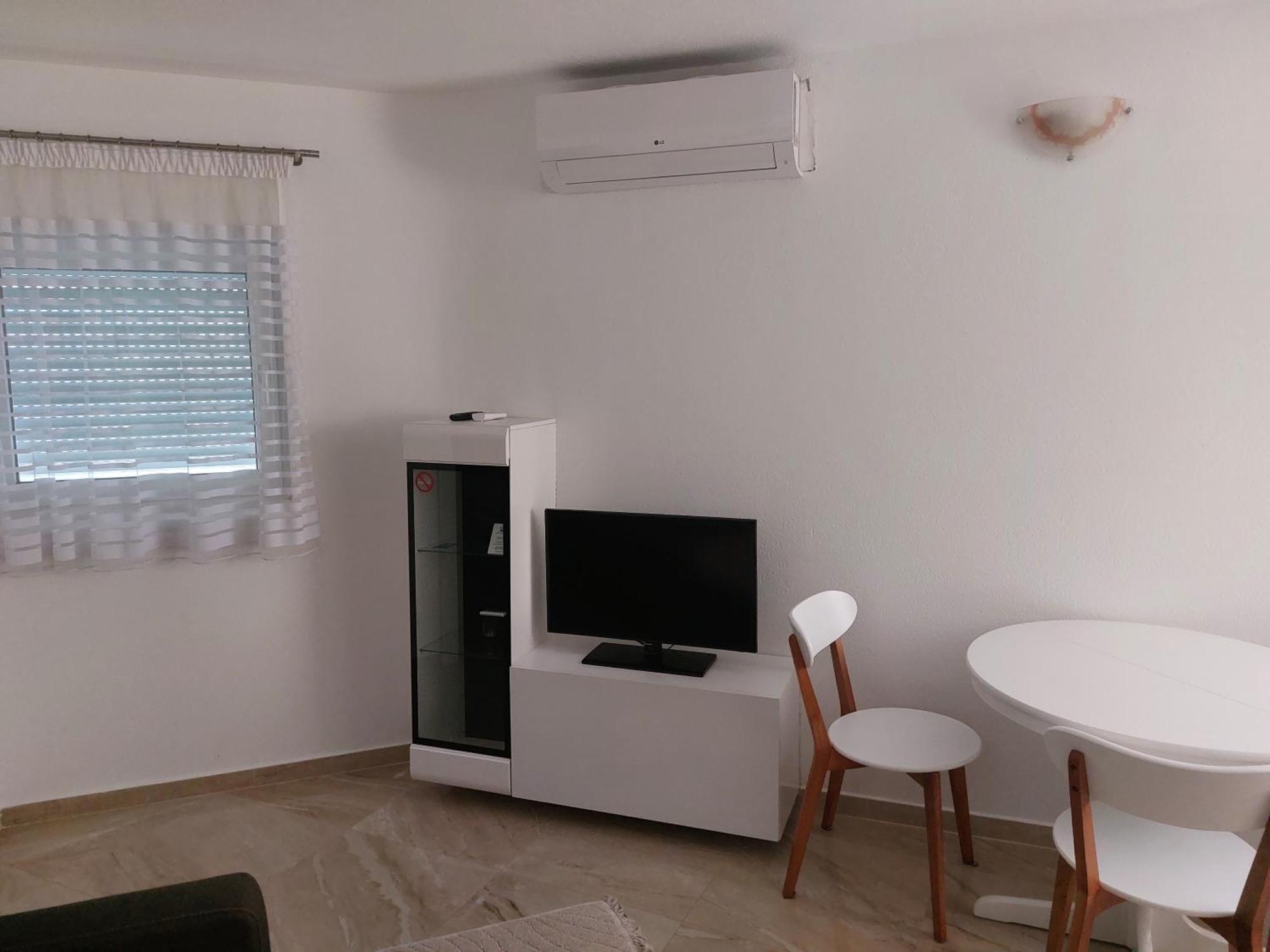 Zara Apartment Budva